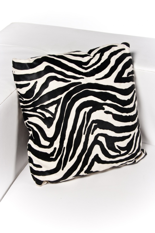 Rentals for weddings & event rentals | ZEBRA | Event Rentals offering table rentals, chair rentals, decor rentals and more for Weddings, Bar Mitzvahs, Corporate events, Trade shows & more Rentals for weddings & event rentals | Event Rentals offering table rentals, chair rentals, decor rentals and more for Weddings, Bar Mitzvahs, Corporate events, Trade shows & more